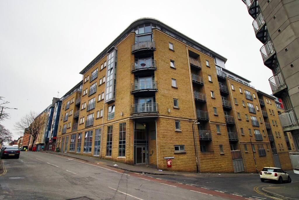 Bright 1Bedroom Apartment, Central Location With Balcony Bristol Exterior photo