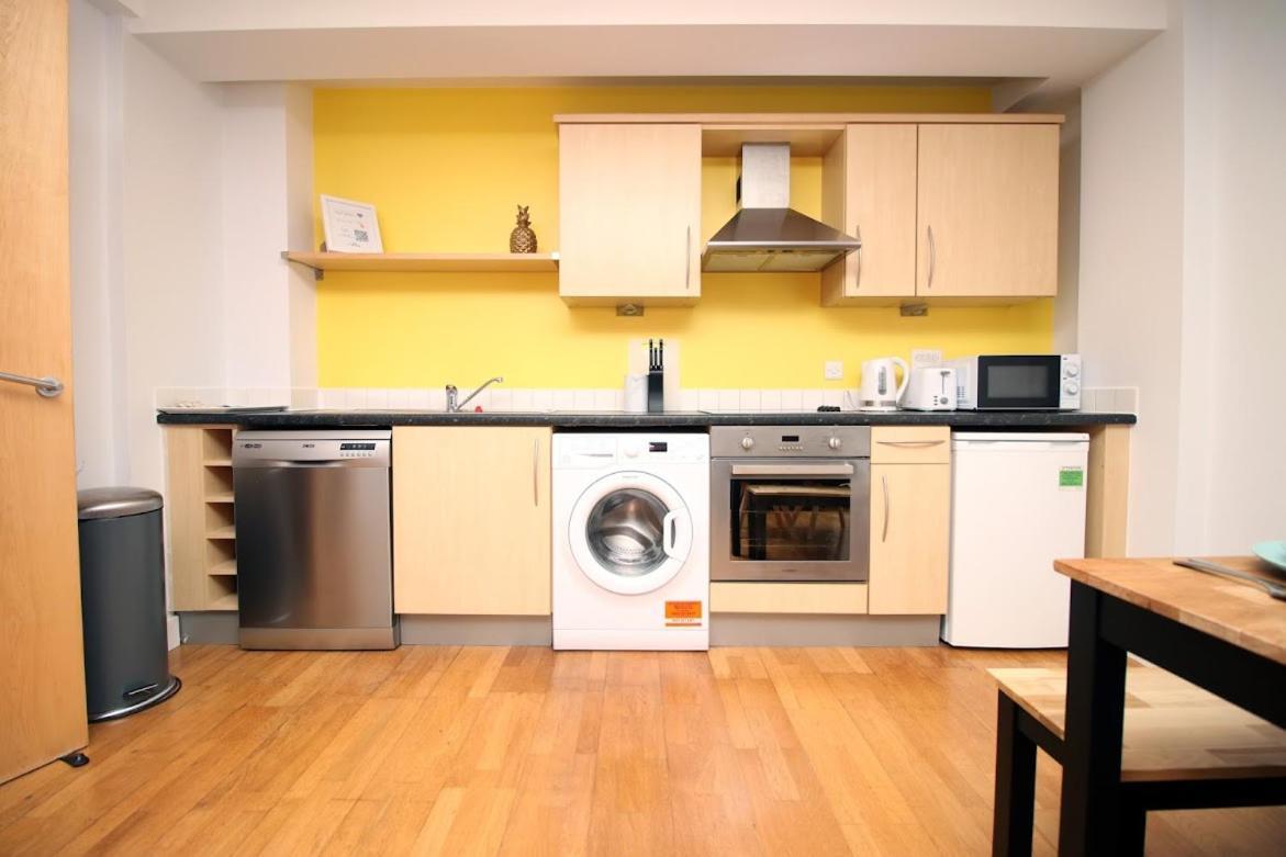 Bright 1Bedroom Apartment, Central Location With Balcony Bristol Exterior photo