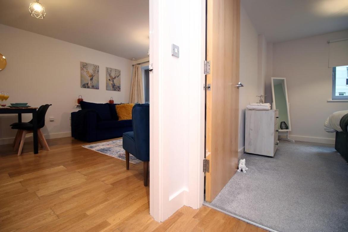 Bright 1Bedroom Apartment, Central Location With Balcony Bristol Exterior photo